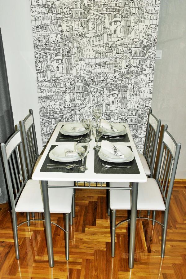 Unique Town Apartment. Clear Comfort. Boedapest Buitenkant foto