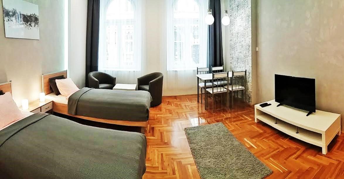Unique Town Apartment. Clear Comfort. Boedapest Buitenkant foto
