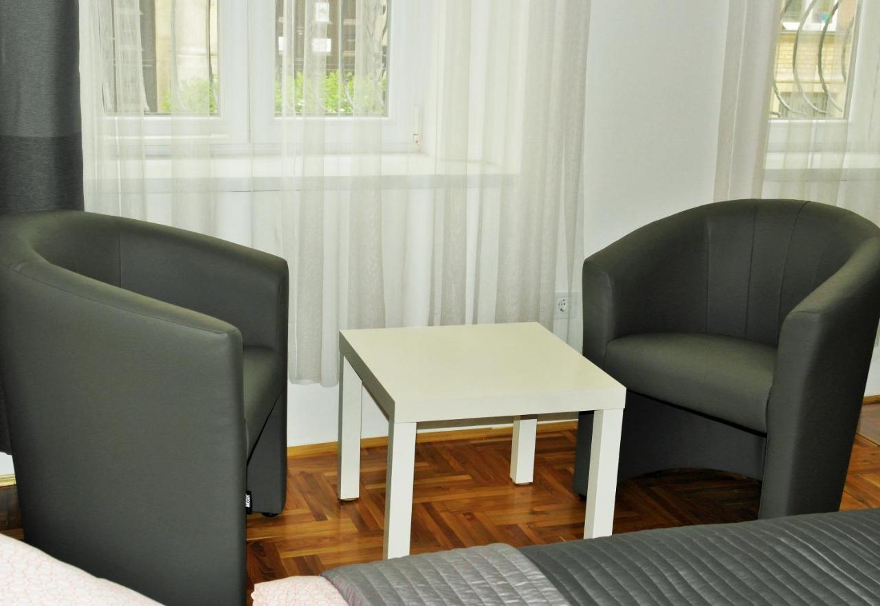 Unique Town Apartment. Clear Comfort. Boedapest Buitenkant foto
