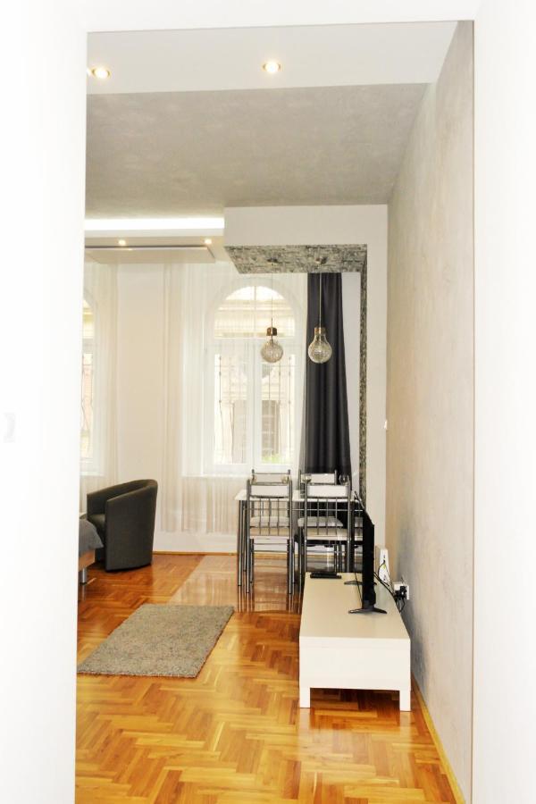 Unique Town Apartment. Clear Comfort. Boedapest Buitenkant foto