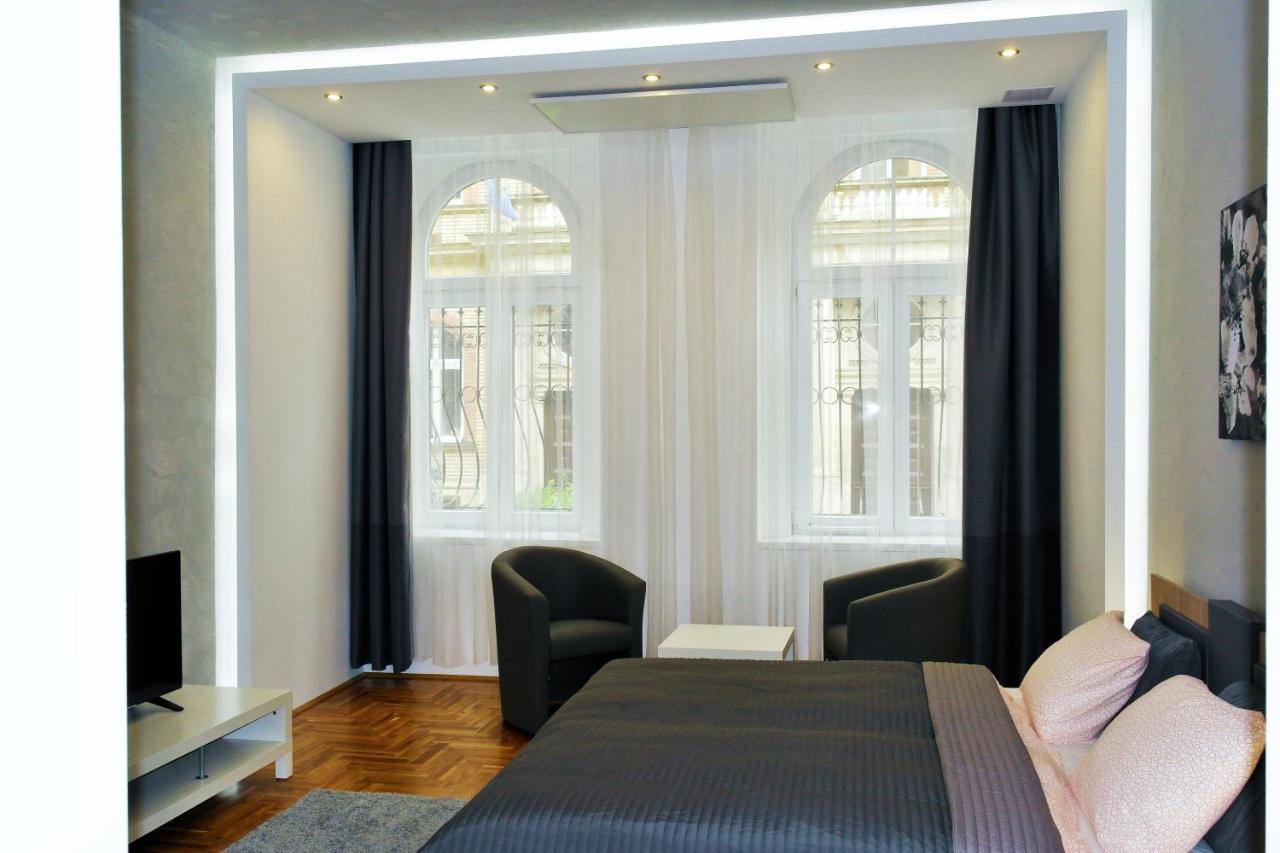 Unique Town Apartment. Clear Comfort. Boedapest Buitenkant foto