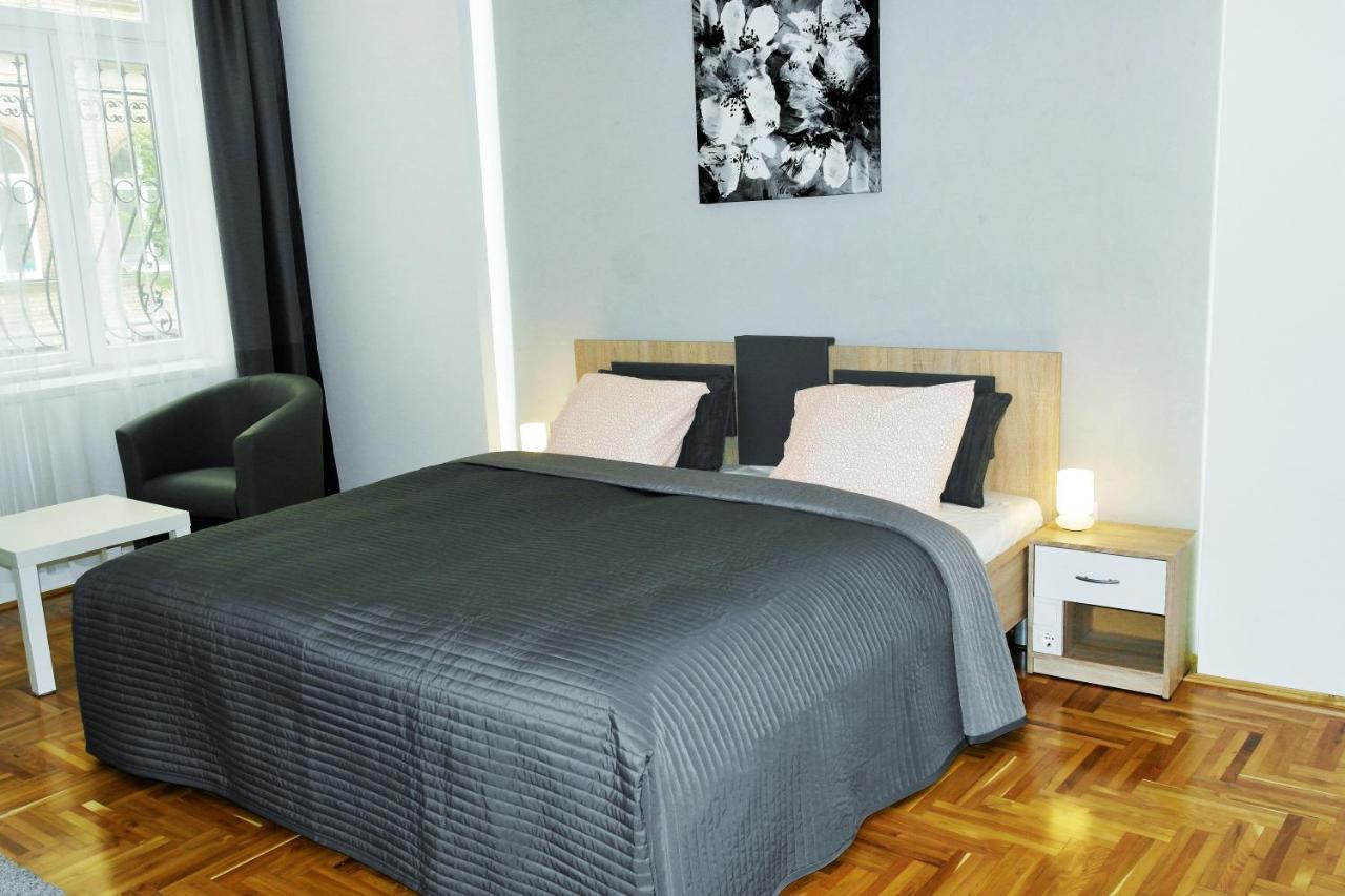 Unique Town Apartment. Clear Comfort. Boedapest Buitenkant foto